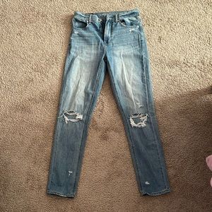 American eagle mom jeans